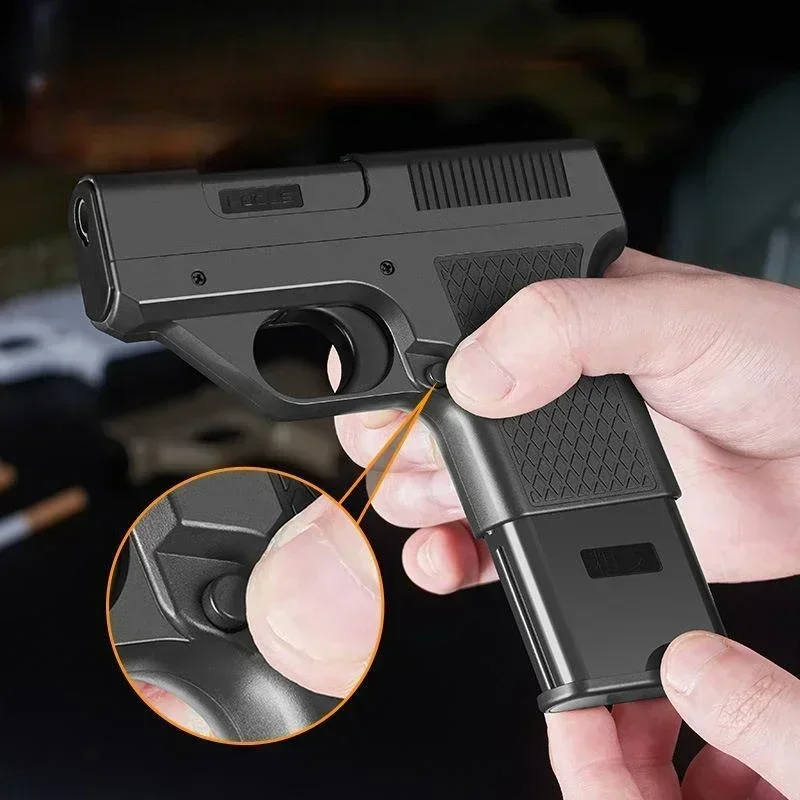 Portasigarette a Forma di Pist - Outdoor Windproof Lighter recensione e prezzo