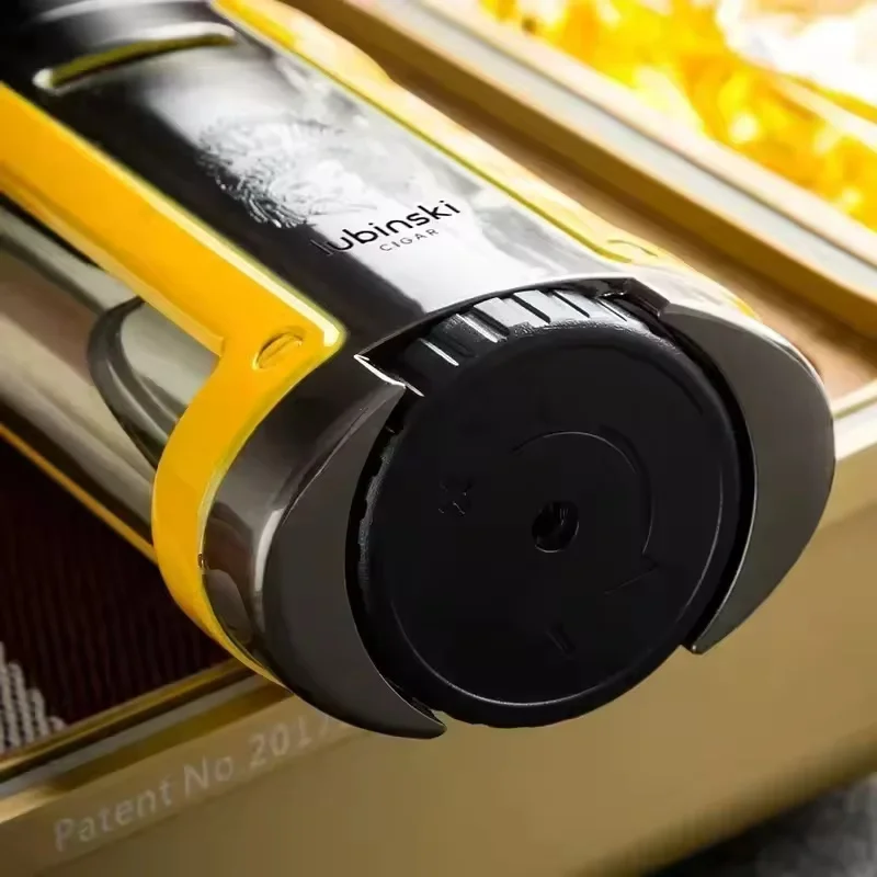 LUBINSKI Accendisigari a 4 fia - Outdoor Windproof Lighter recensione e prezzo